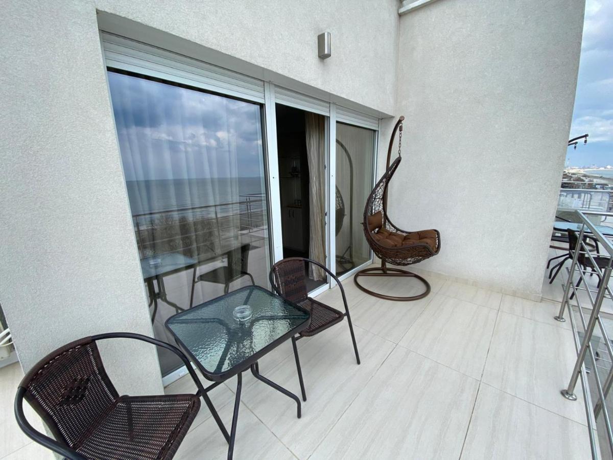 Ella By The Sea Residence 那沃达利 外观 照片